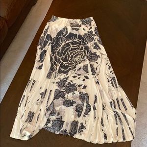 Rose Covered Skirt/Dress